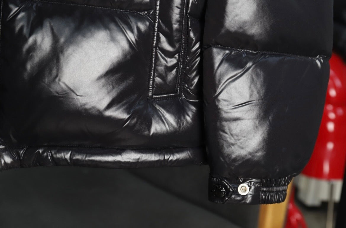 Moncler Montbeliard Hooded Short Down Jacket