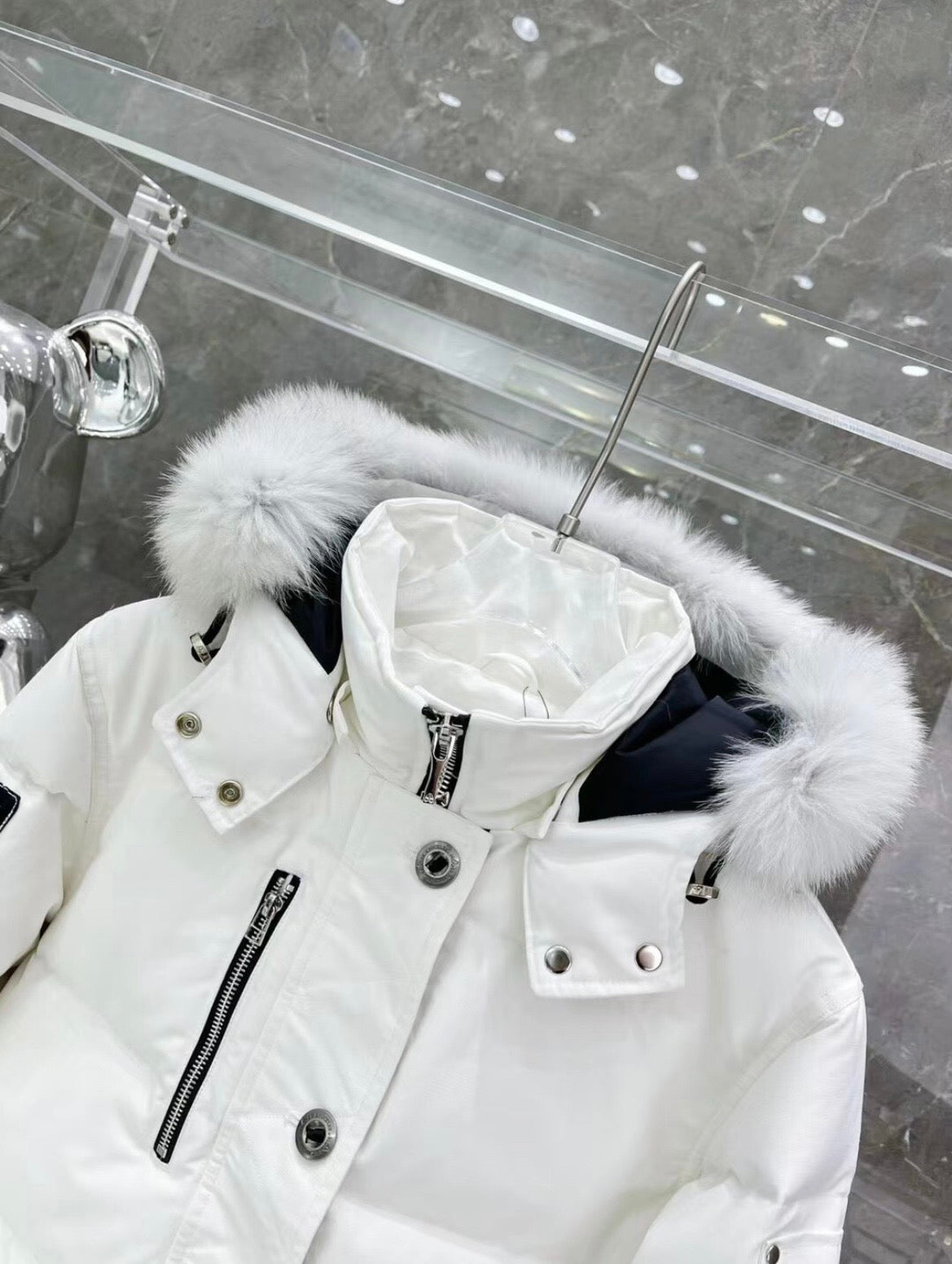 Moose Knuckles Parka White Mens