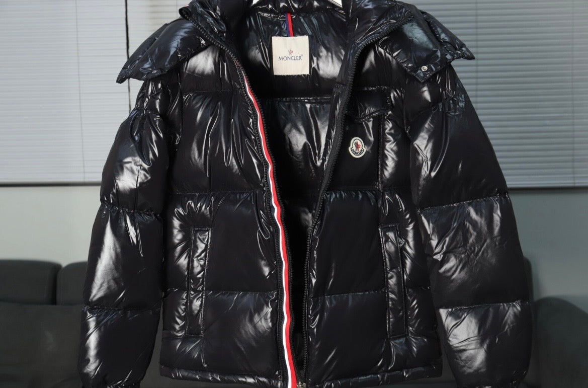 Moncler Montbeliard Hooded Short Down Jacket