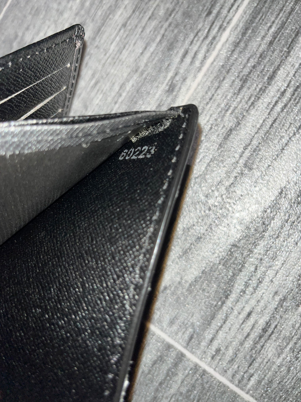 Mens LV Wallet Black Checkered