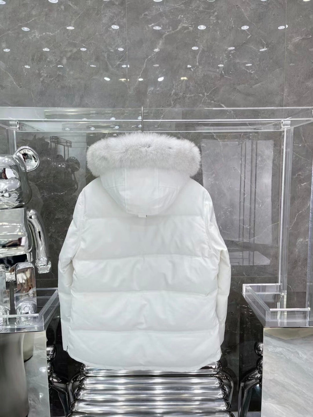 Moose Knuckles Parka White Mens