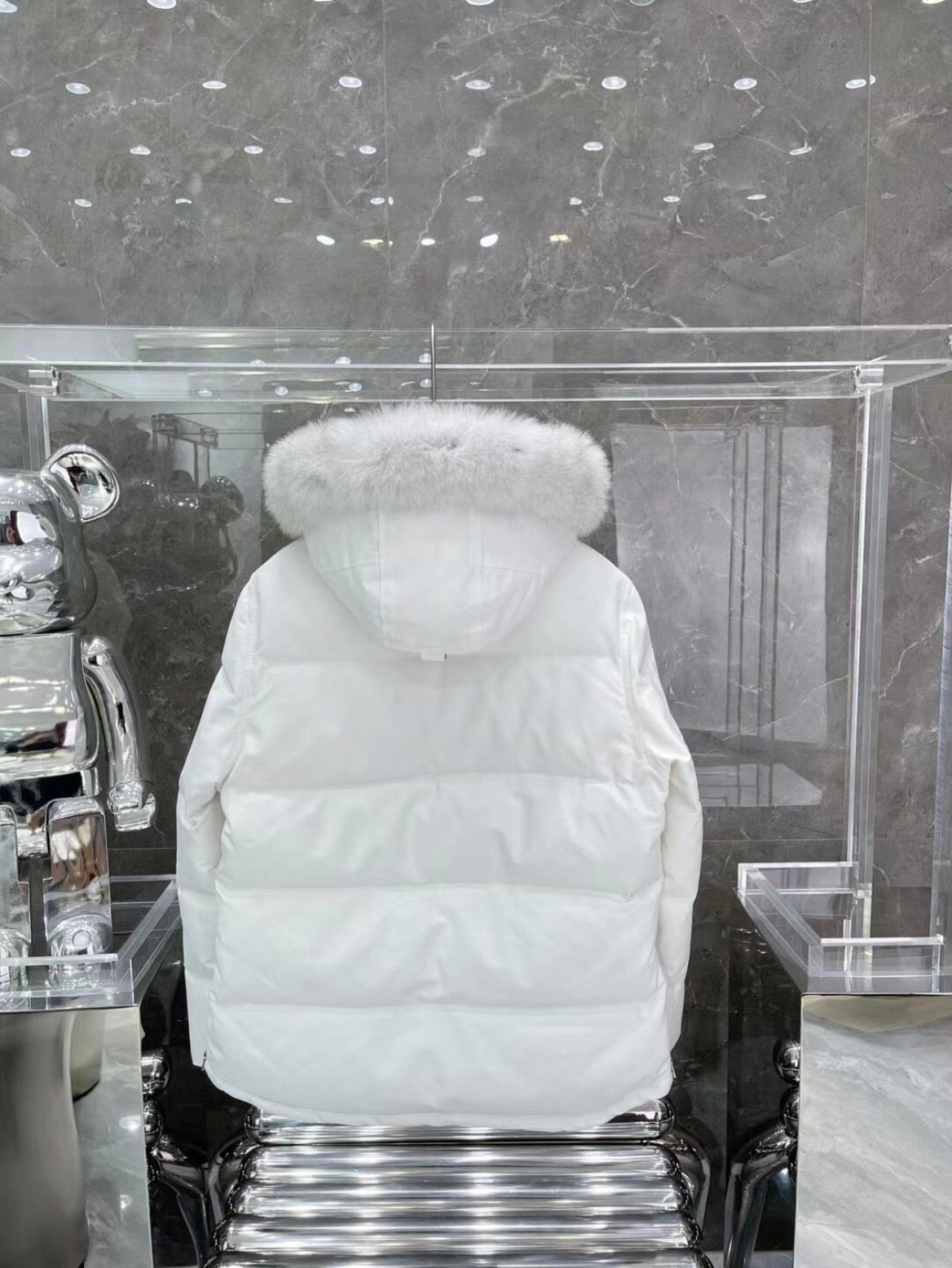 Moose Knuckles Parka White Mens